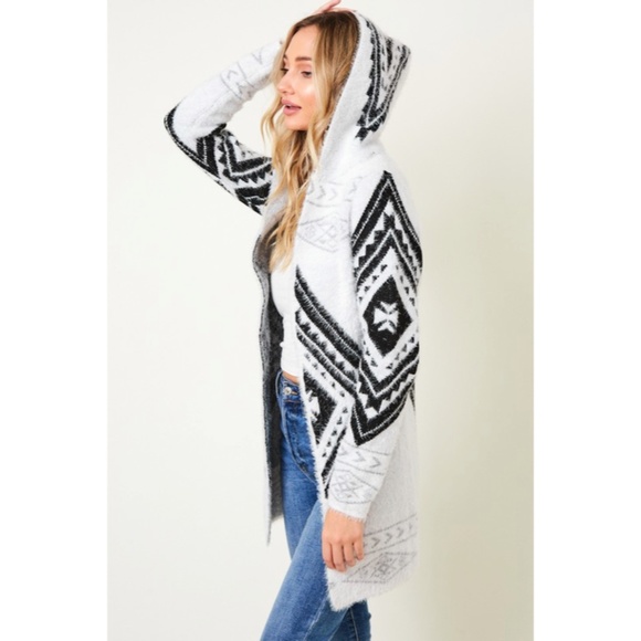 Fuzzy Soft Knit Hooded Long Sleeve Aztec Tribal Native Western Cardigan Sweater - Picture 7 of 10